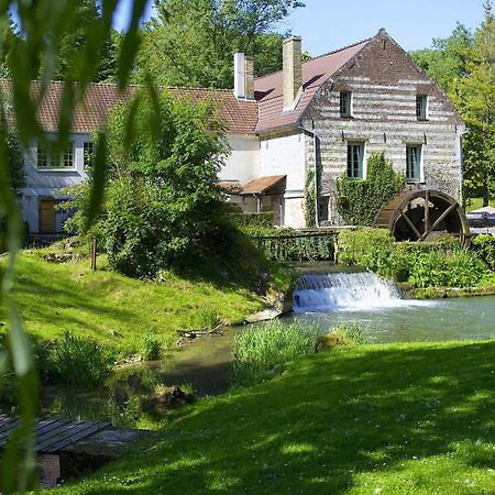 מלון Lumbres Moulin De Mombreux מראה חיצוני תמונה