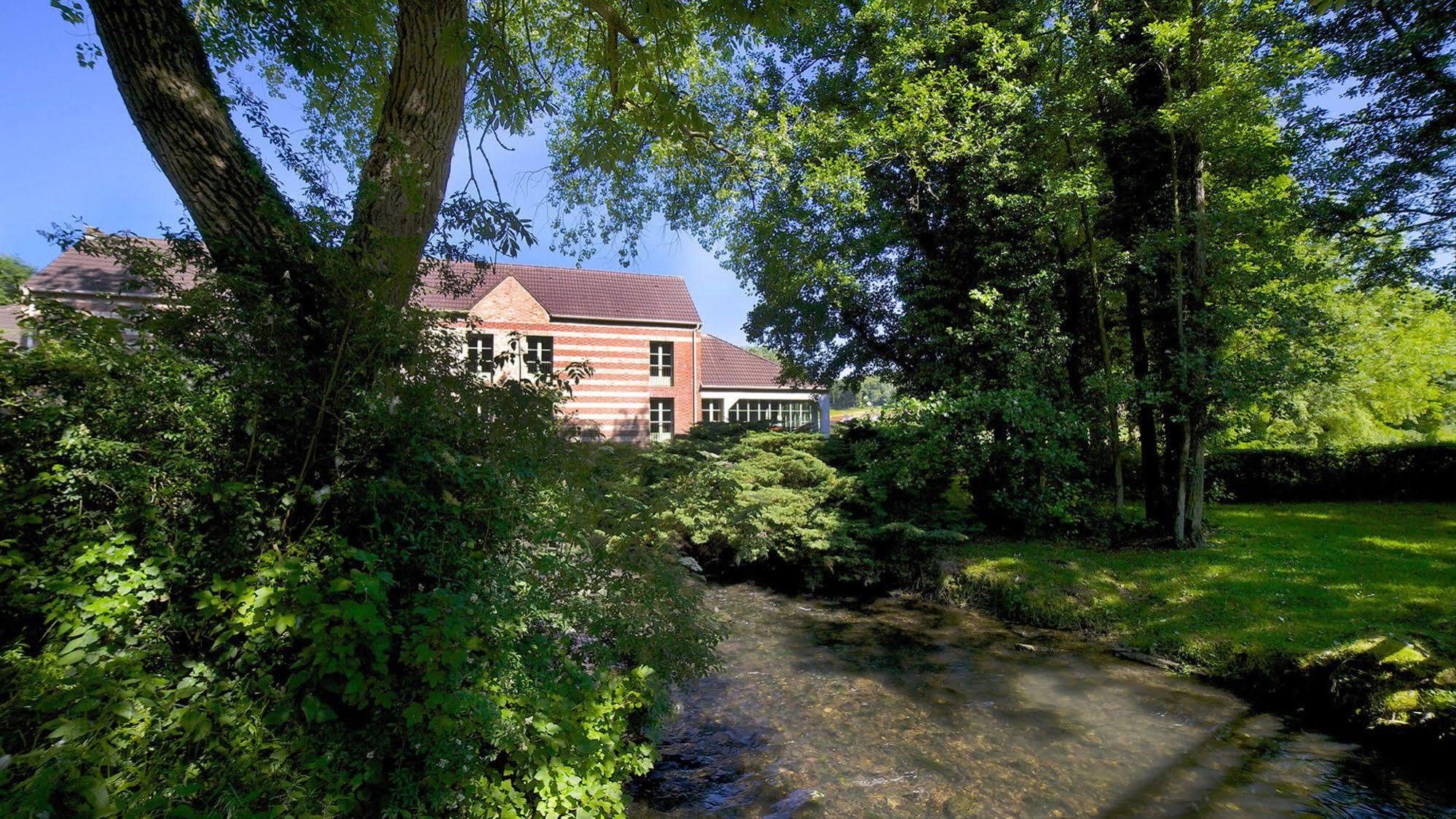 מלון Lumbres Moulin De Mombreux מראה חיצוני תמונה